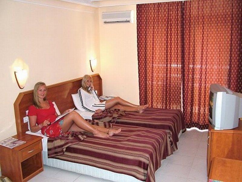 Begonya Hotel 2*